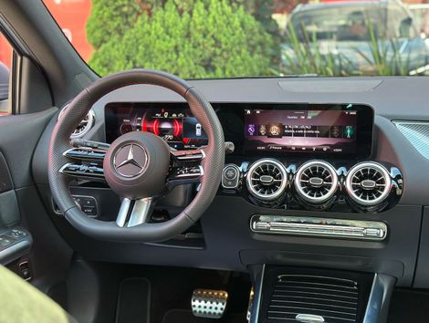 Mercedes GLA 200 AMG Line 1.3 16V TB Aut.(Híb.)