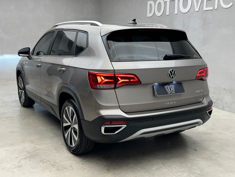 VolksWagen TAOS Highline 1.4 250 TSI Flex Aut.