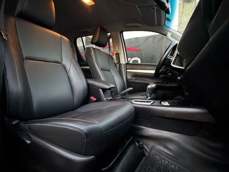 Toyota Hilux CD SRV 4x4 2.8 TDI Diesel Aut.