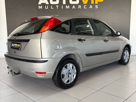 Ford Focus 1.6 S/SE/SE Plus Flex 8V/16V  5p