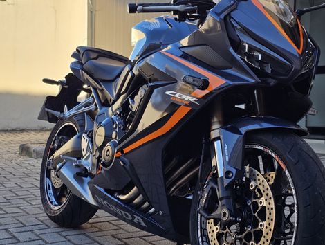 HONDA CBR 650 R