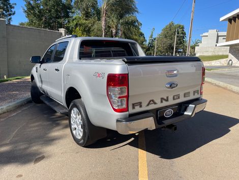 Ford Ranger Limited 3.2 4x4 CD Diesel Aut.