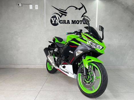 KAWASAKI NINJA 400
