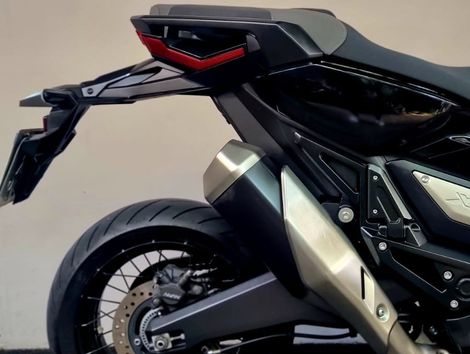 HONDA X-ADV 745cc