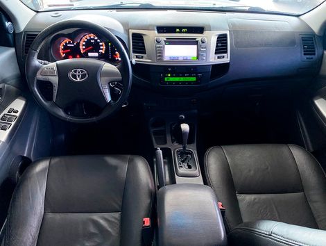 Toyota Hilux CD SRV D4-D 4x4 3.0 TDI Diesel Aut