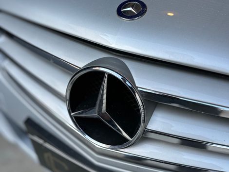 Mercedes C-180 CGI Classic 1.8 16V 156cv Aut.