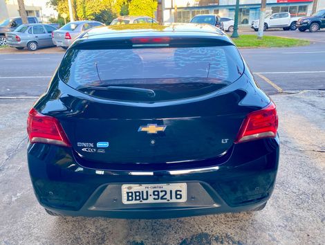 Chevrolet ONIX HATCH LT 1.0 8V FlexPower 5p Mec.