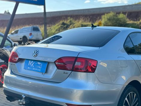 VolksWagen JETTA Comfortline 2.0 T.Flex 8V 4p Tipt.