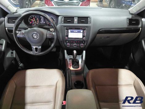 VolksWagen JETTA Comfortline 2.0 T.Flex 8V 4p Tipt.