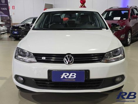 VolksWagen JETTA Comfortline 2.0 T.Flex 8V 4p Tipt.