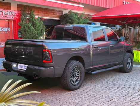RAM CLASSIC LARAMIE 5.7 CD V8 4X4 Aut.