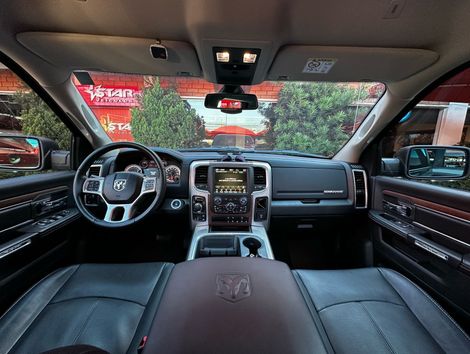 RAM CLASSIC LARAMIE 5.7 CD V8 4X4 Aut.