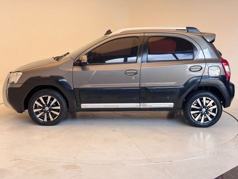 Toyota ETIOS CROSS 1.5 Flex 16V 5p Mec.