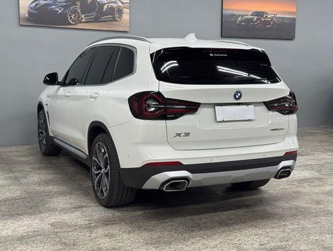 BMW X3 XDRIVE 30e X-Line Turbo Híbrido Aut.