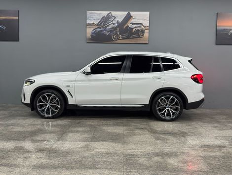 BMW X3 XDRIVE 30e X-Line Turbo Híbrido Aut.