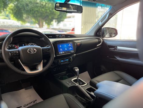 Toyota Hilux CD SRV 4x4 2.8 TDI Diesel Aut.