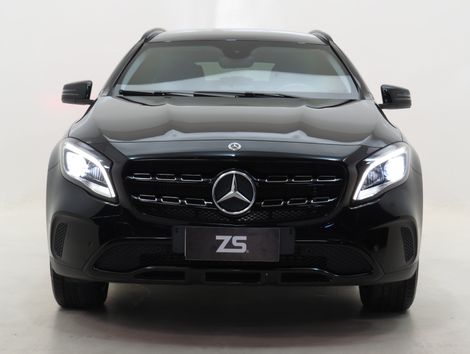 Mercedes GLA 200 Night 1.6. TB 16V Flex Aut.