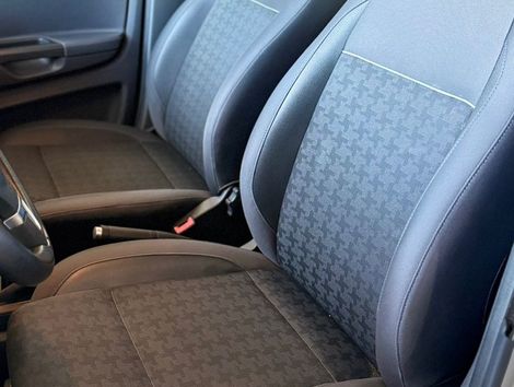 VolksWagen Fox Comfortline 1.0 Flex 8V 5p