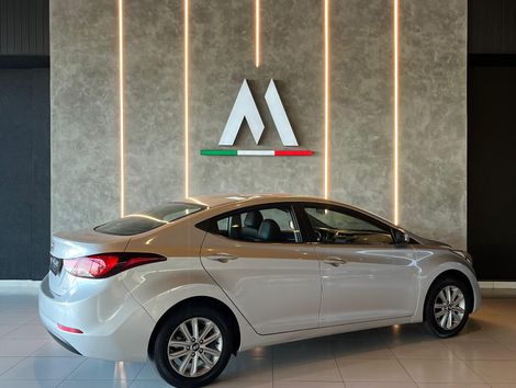Hyundai Elantra GLS 2.0 16V Flex Aut.