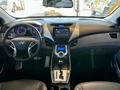 Hyundai Elantra GLS 1.8 16V Aut.