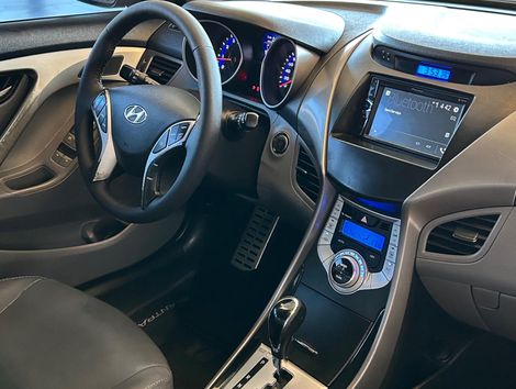 Hyundai Elantra GLS 1.8 16V Aut.