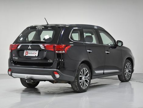 Mitsubishi OUTLANDER 2.2 165cv Diesel Aut.