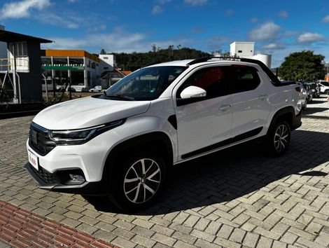 Fiat Strada Volcano 1.3 Flex 8V CD