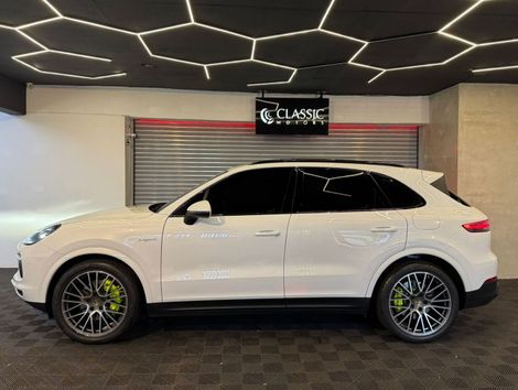 Porsche Cayenne E-Hybrid 3.0 V6 462cv