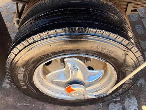 FORD CARGO 815/815 S/815 E Turbo 2p (diesel)