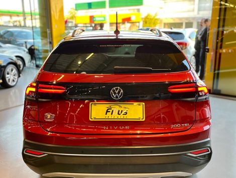 VolksWagen Nivus Highline 1.0 200 TSI Flex Aut.