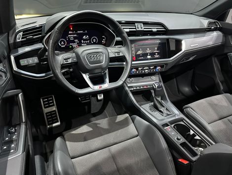Audi Q3 Perf. Black 2.0 TFSI Tiptr. Quattro