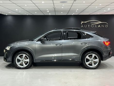Audi Q3 Perf. Black 2.0 TFSI Tiptr. Quattro