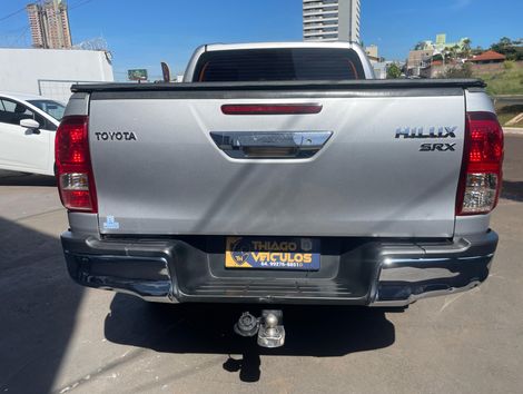 Toyota Hilux CD SRX 4x4 2.8 TDI 16V Diesel Aut.