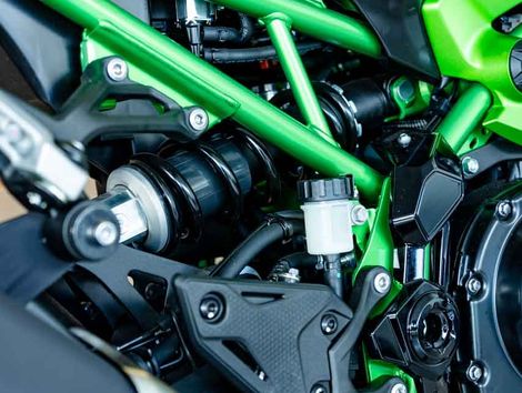 KAWASAKI Z 900