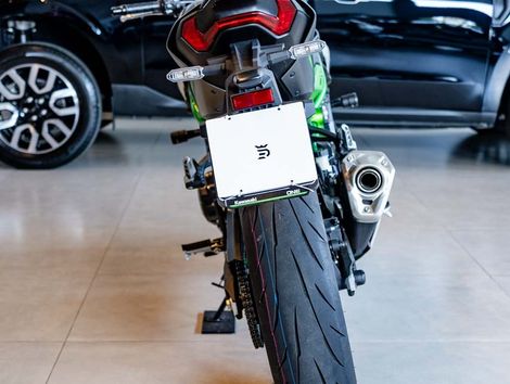 KAWASAKI Z 900