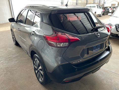 Nissan KICKS SL 1.6 16V FlexStar 5p Aut.