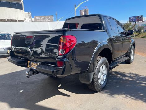 Mitsubishi L200 Triton HLS 2.4 Flex 16V CD Mec.