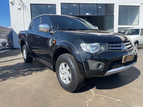 Mitsubishi L200 Triton HLS 2.4 Flex 16V CD Mec.