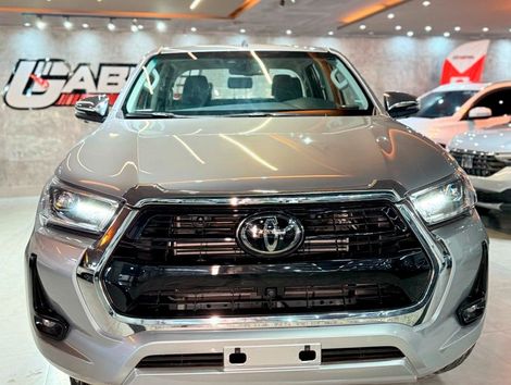 Toyota Hilux CD SRX 4x4 2.8 TDI 16V Diesel Aut.