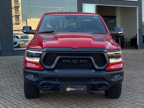 RAM 1500 REBEL 5.7 HEMI CD V8 4x4 Aut.