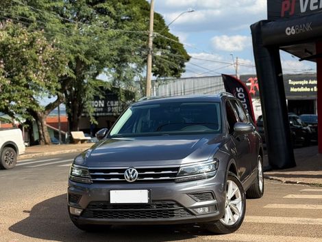 VolksWagen TIGUAN Allspac Comf 250 TSI 1.4 Flex