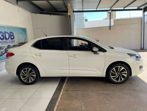Citroën C4 LOUNGE S 1.6 Turbo Flex Aut.