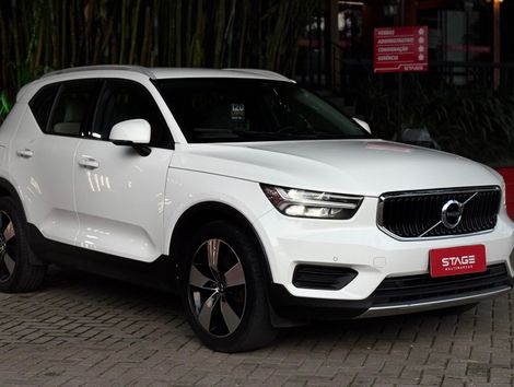 Volvo XC 40 T-5 MOMENTUM 2.0 252cv AWD