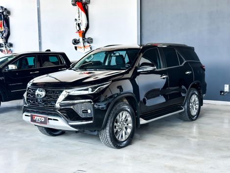 Toyota Hilux CD SRX Limited 4x4 2.8 TDI Die.Aut