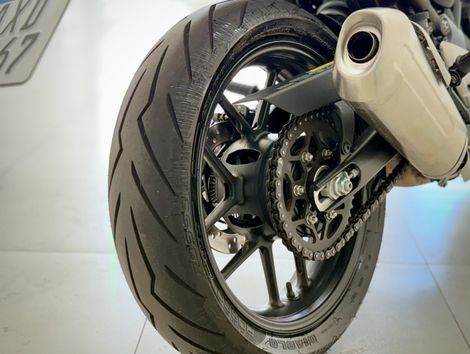 TRIUMPH SPEED 400