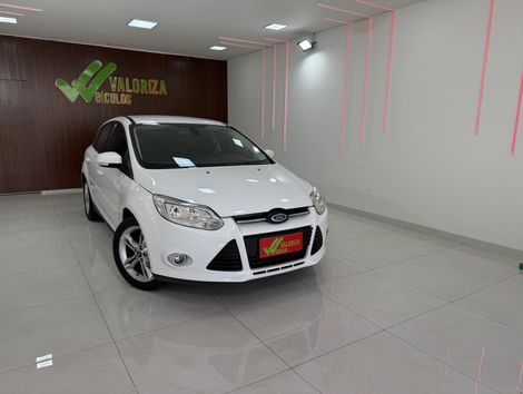 Ford Focus 2.0 16V/SE/SE Plus Flex 5p Aut.