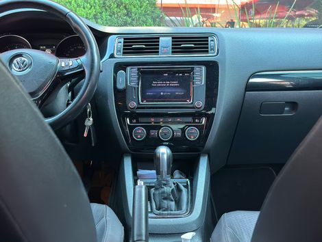 VolksWagen JETTA Highline 2.0 TSI 16V 4p Tiptronic