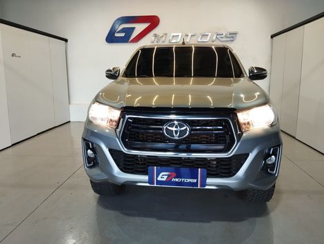 Toyota Hilux CD SRV 4x4 2.8 TDI Diesel Aut.