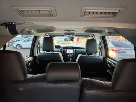 Toyota Hilux CD SRX 4x4 2.8 TDI 16V Diesel Aut.