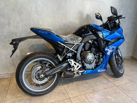 SUZUKI GSX-8R